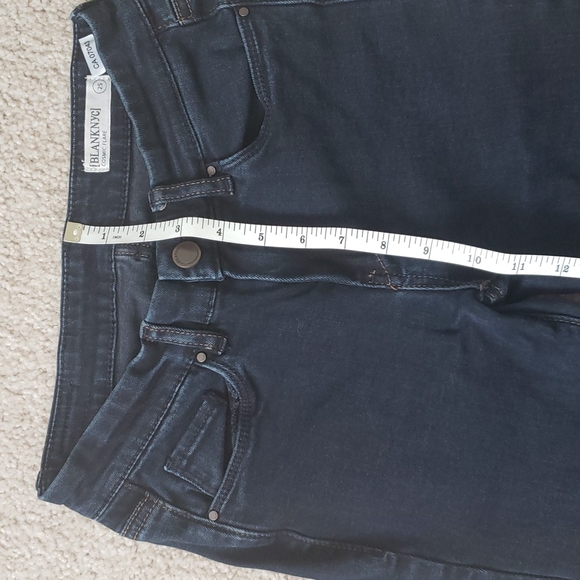 BlankNYC flare jeans - Picture 3 of 13